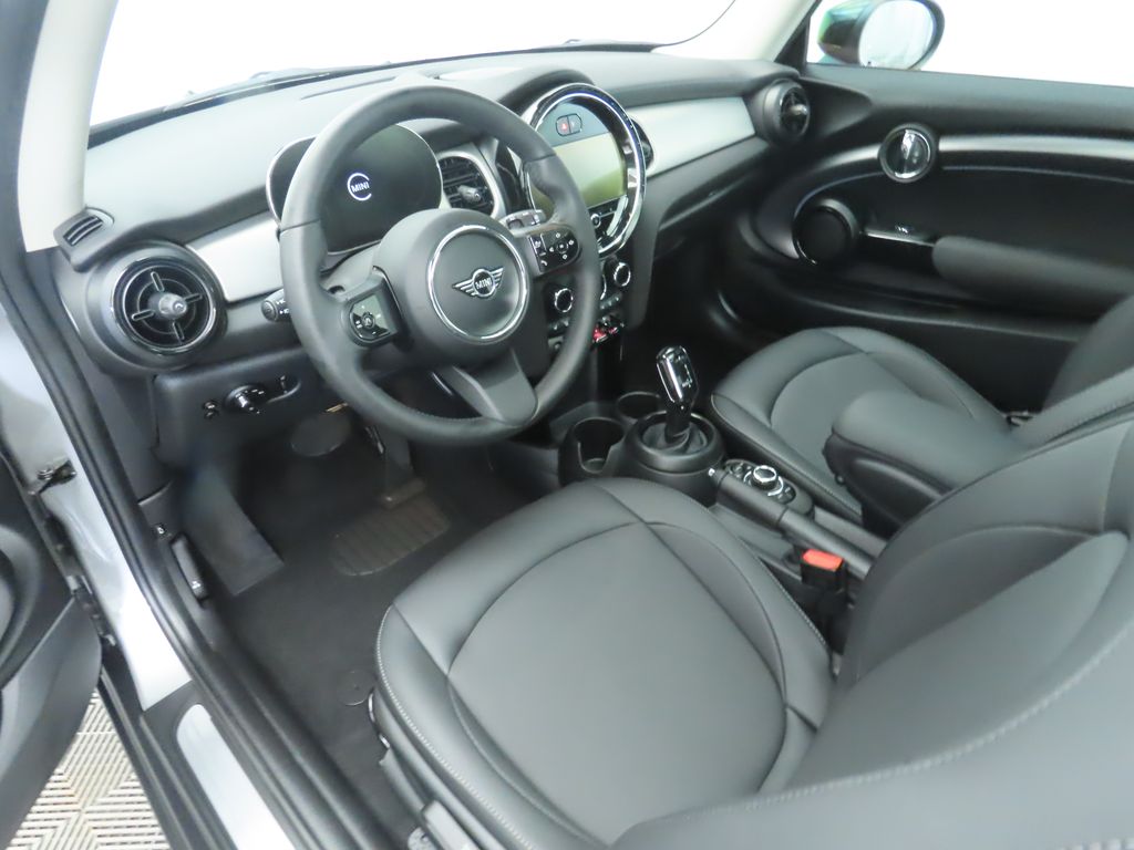 Thumbnail: 2023 MINI Cooper - 9