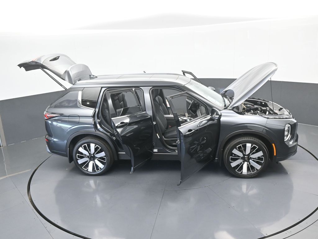 New 2026 Gray Mitsubishi SEL image 69