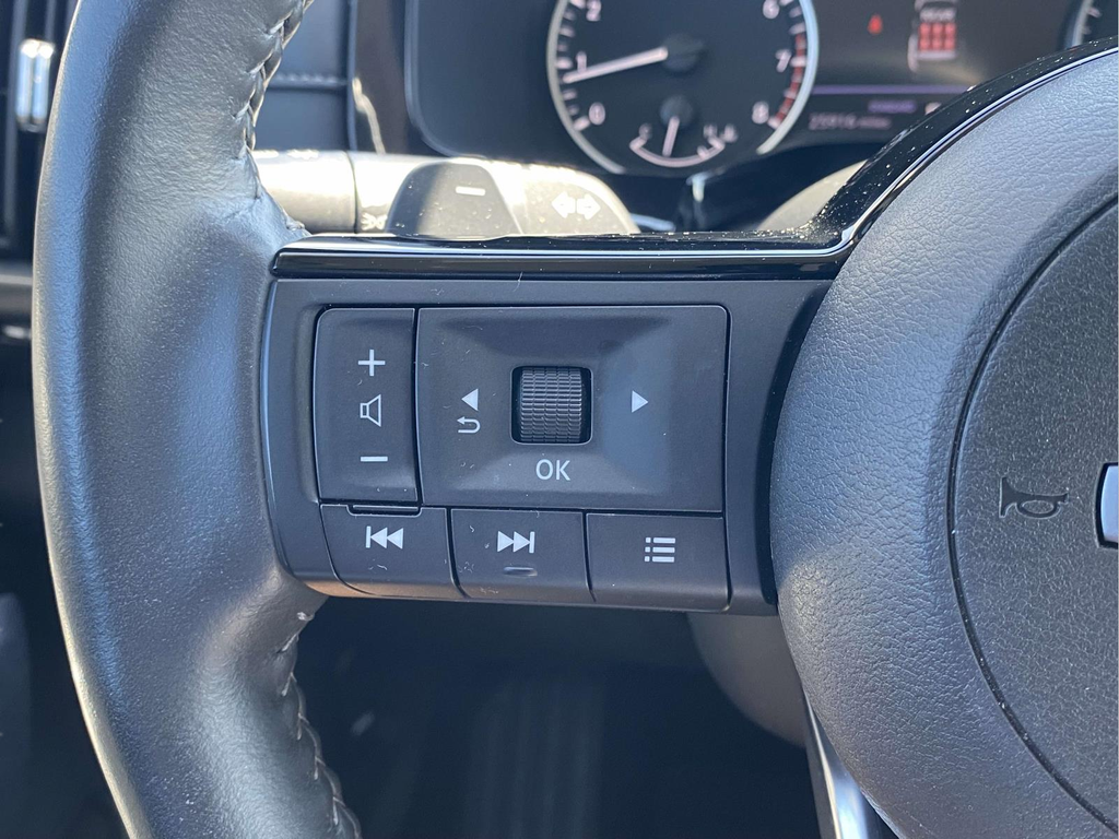 Used 2025 Nissan Pathfinder SUV