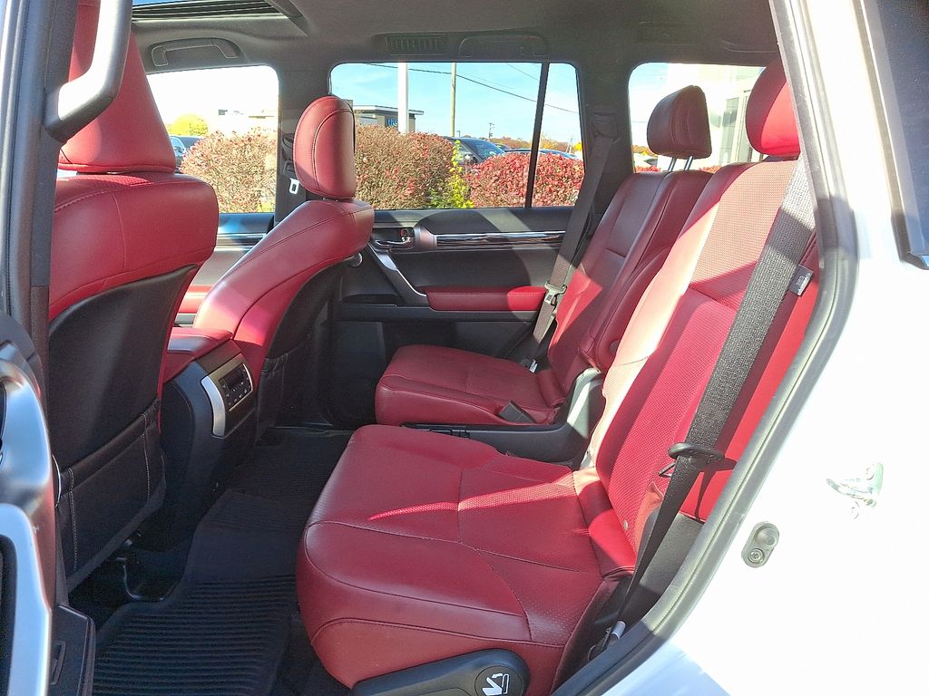 Thumbnail: 2022 Lexus GX - 11