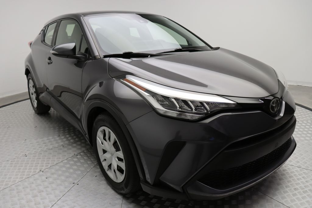 2020 Toyota C-HR LE 6