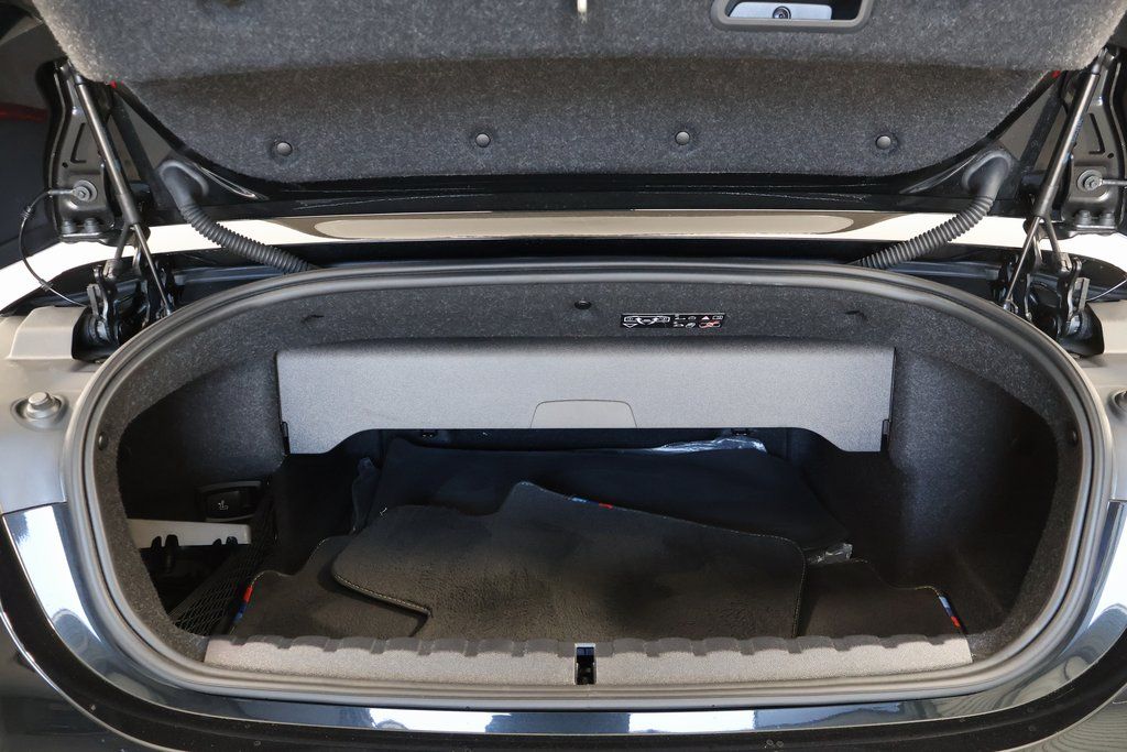 Thumbnail: 2025 BMW M4 - 15