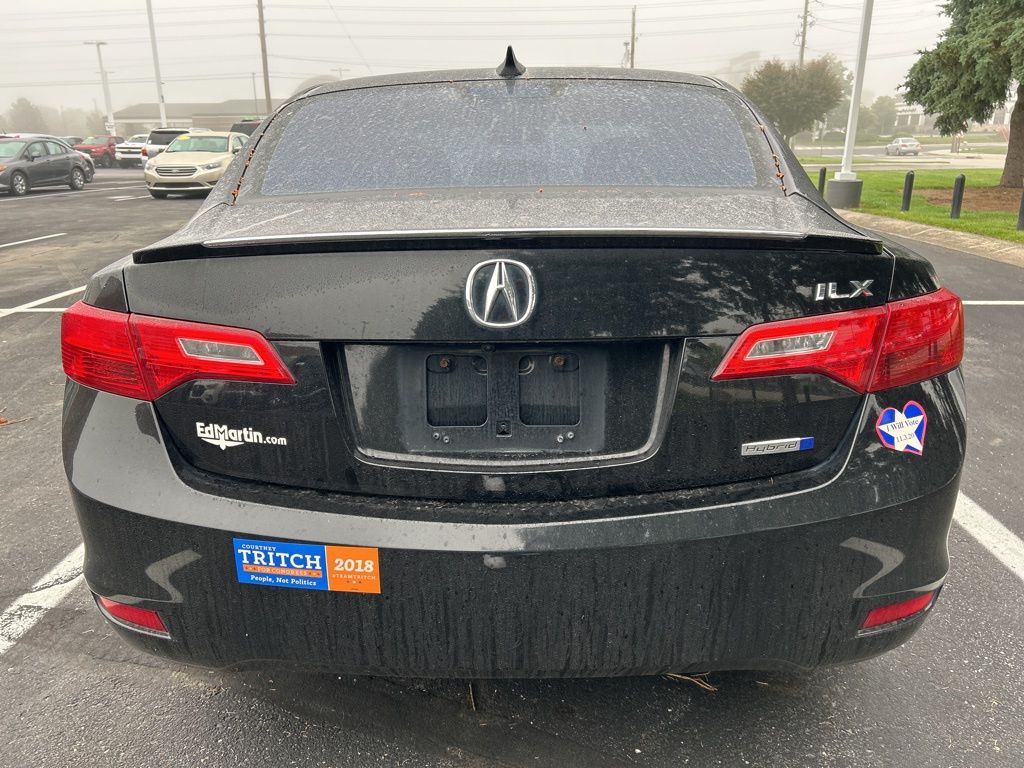2013 Acura ILX  5