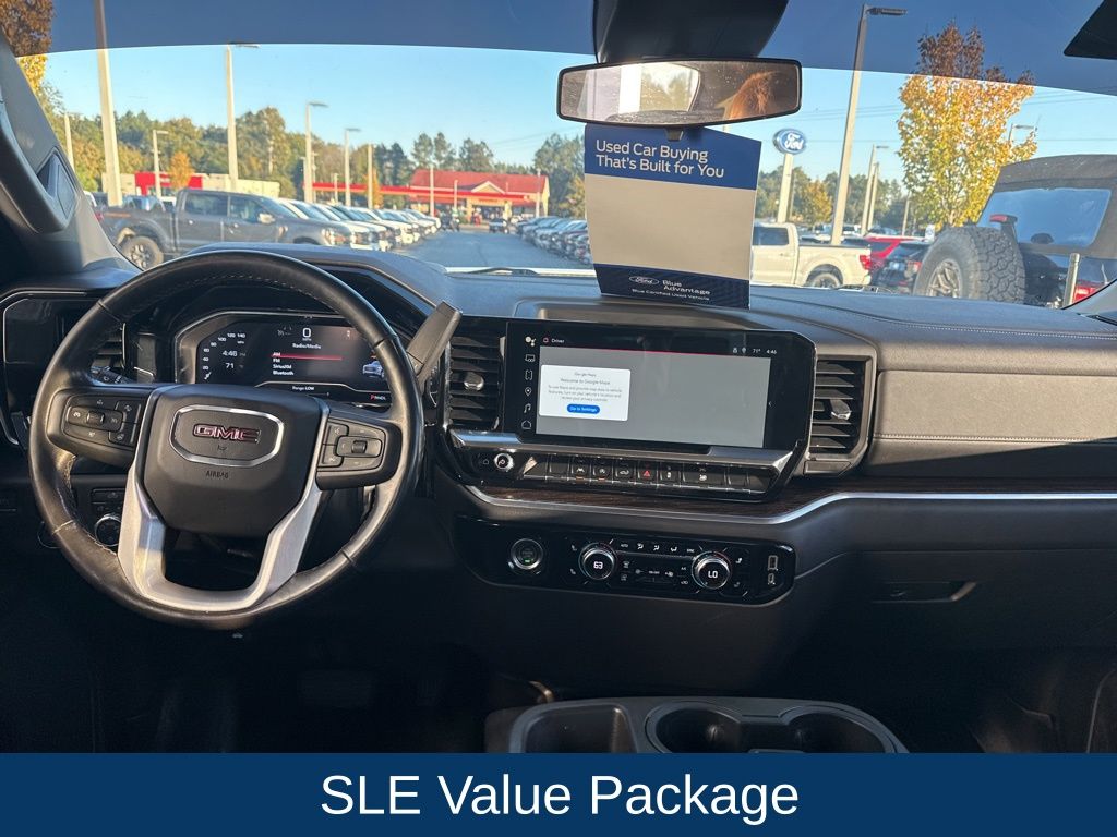 2022 GMC Sierra 1500 4WD Crew Cab Short Box SLE