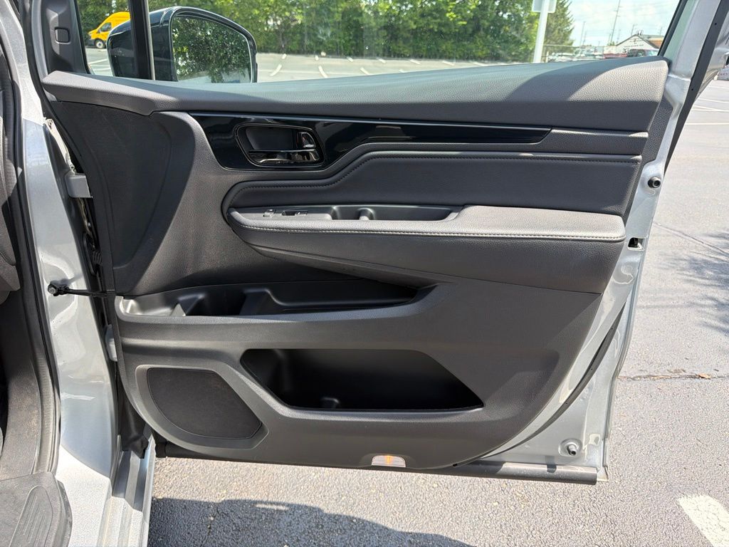 Thumbnail: 2025 Honda Odyssey - 26