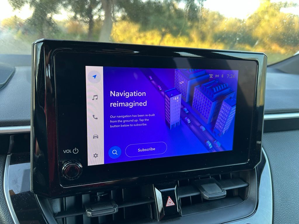 Thumbnail: 2025 Toyota Corolla - 23