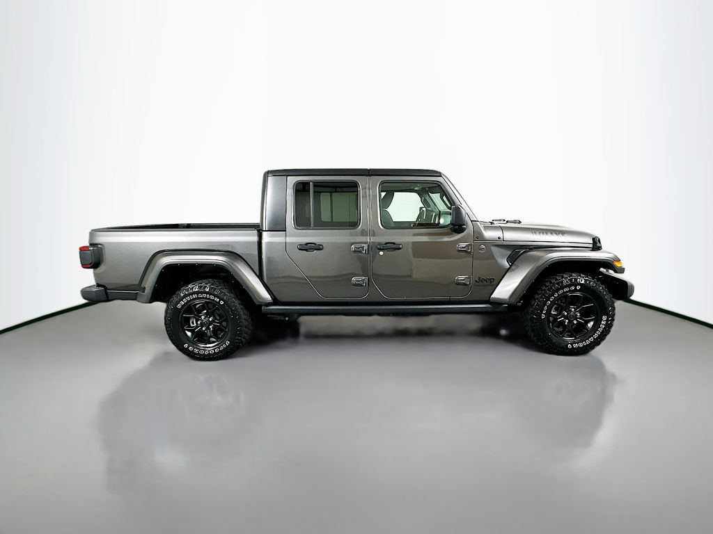 Thumbnail: 2024 Jeep Gladiator - 4