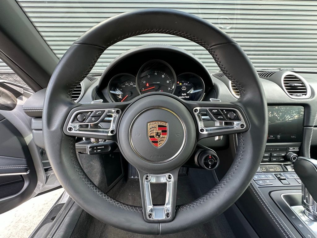 2024 Porsche 718 Boxster  21