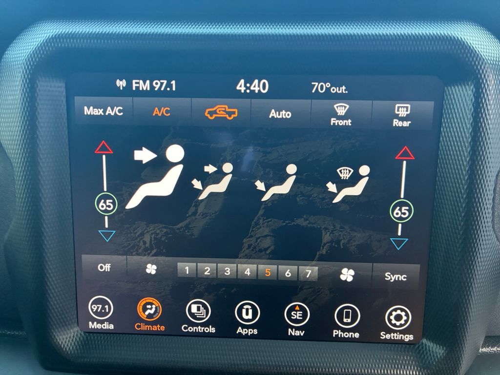 Used Car 2023 Jeep Gladiator  Mojave For Sale Under $40,000 In Austin, Texas