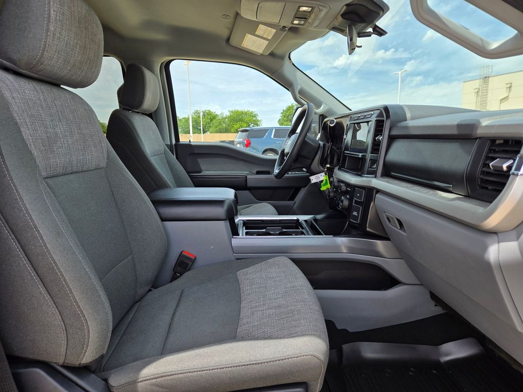 Used 2024 Ford F-250SD Truck