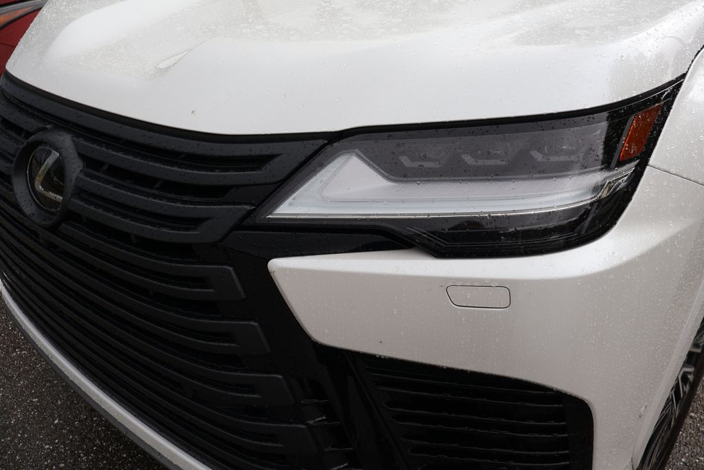 Thumbnail: 2025 Lexus LX - 3