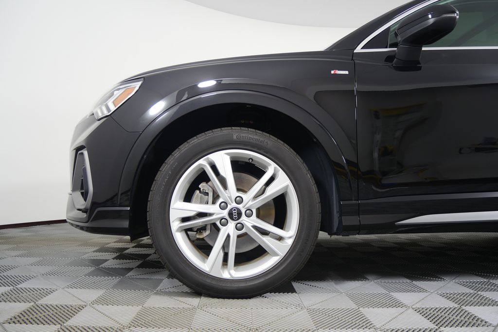 Thumbnail: 2022 Audi Q3 - 7
