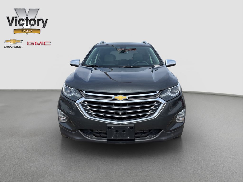 Used 2020 Chevrolet Equinox Premier with VIN 3GNAXXEV5LS620599 for sale in Kansas City
