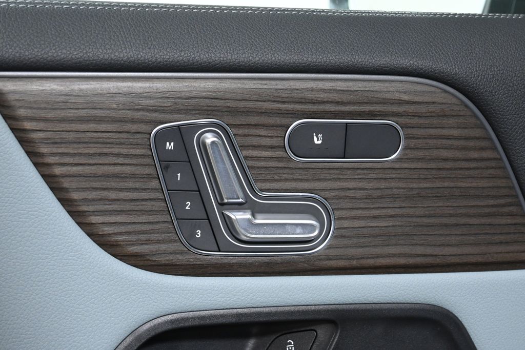 Thumbnail: 2026 Mercedes-Benz GLA - 25