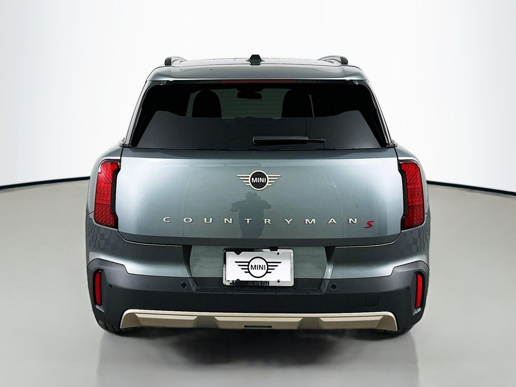 2025 MINI Cooper Countryman Iconic 6