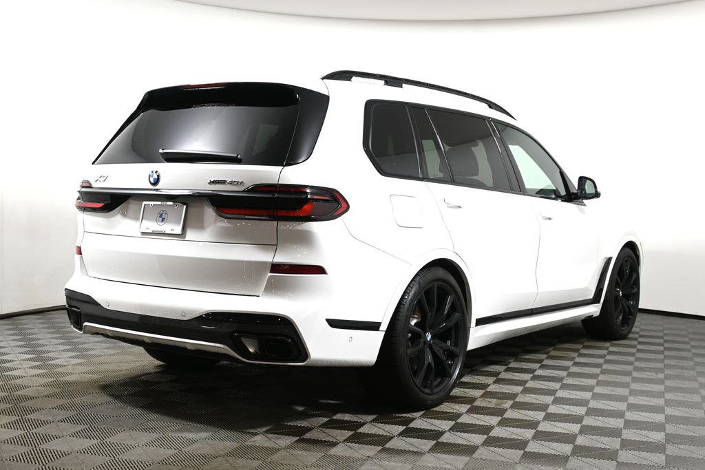Thumbnail: 2026 BMW X7 - 7