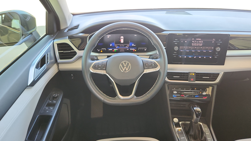 2025 Volkswagen Taos