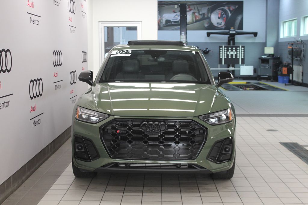 Thumbnail: 2023 Audi SQ5 - 9