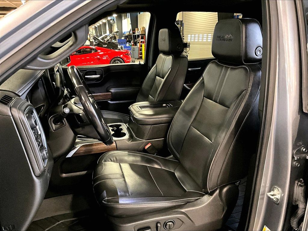 2022 Chevrolet Silverado 1500 LTD — photo 10