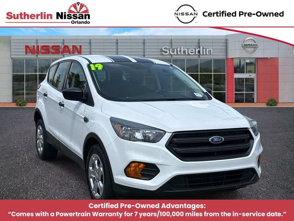 Oxford White 2019 Ford Escape SUV / Crossover Front-Wheel Drive 6-Speed Automatic
