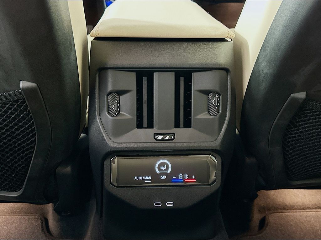 Thumbnail: 2026 BMW X3 - 18