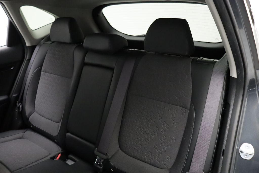 2024 Kia Seltos X-Line 18