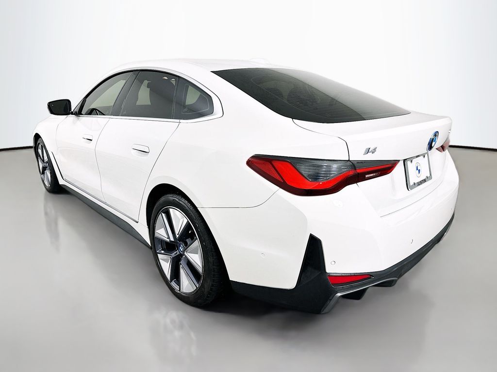 Thumbnail: 2023 BMW i4 - 7