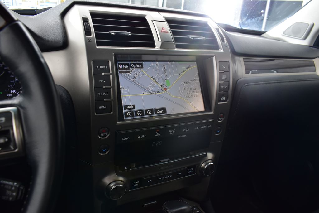 Thumbnail: 2015 Lexus GX - 18