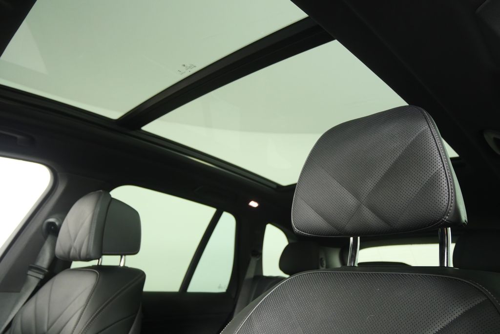 Thumbnail: 2024 BMW X5 - 12