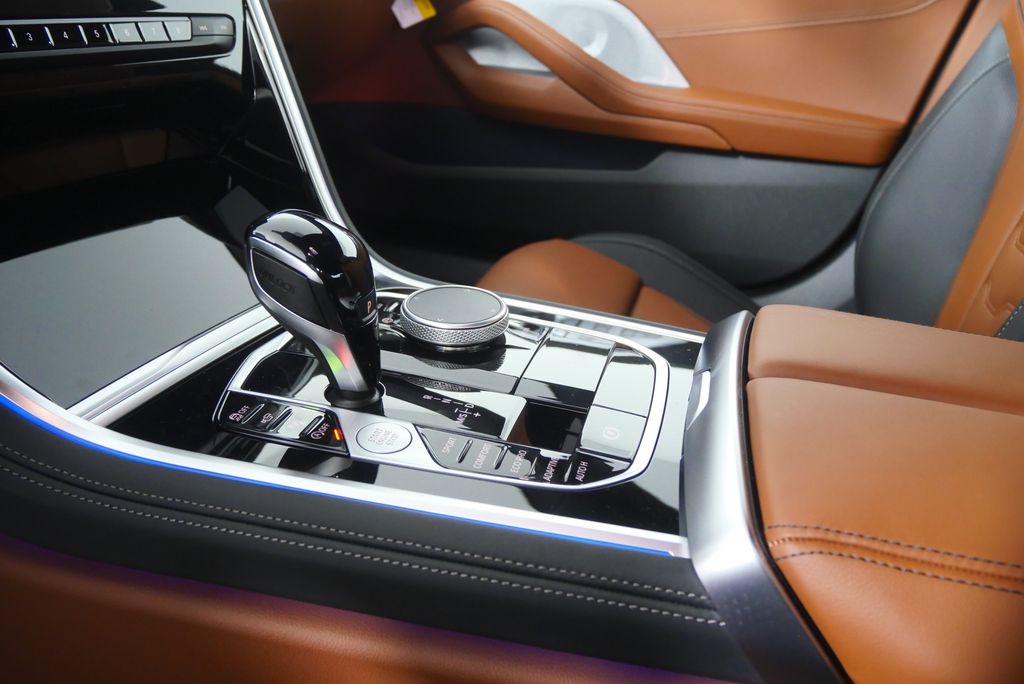 Thumbnail: 2026 BMW 8 Series - 23