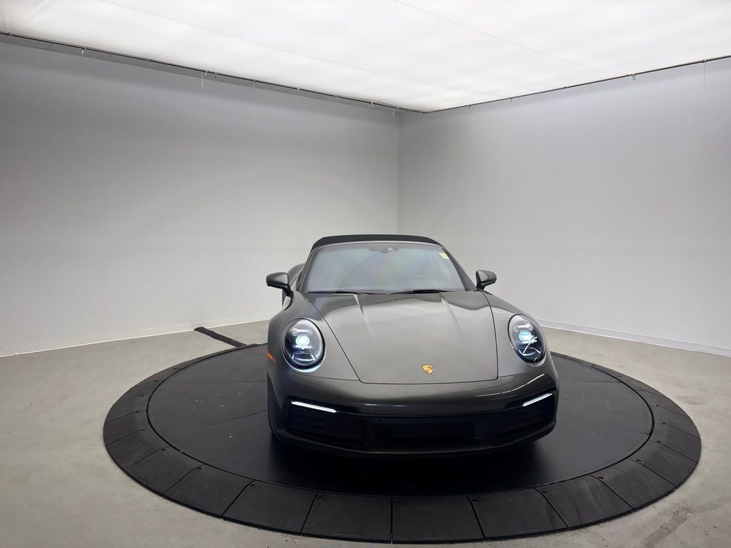 Thumbnail: 2020 Porsche 911 - 10