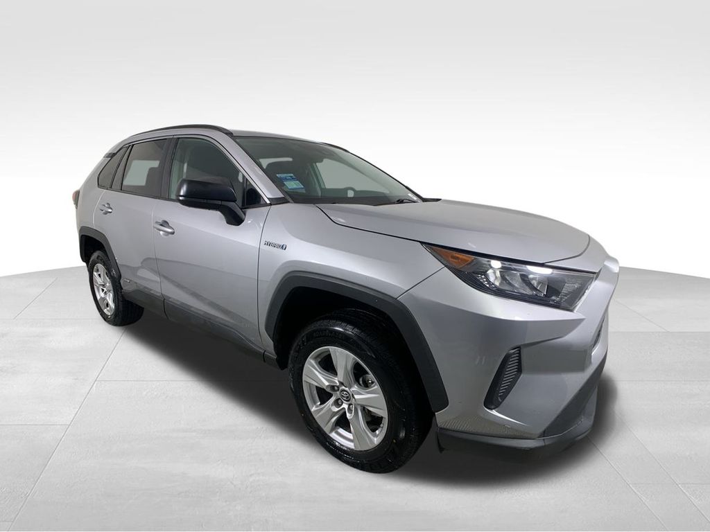 2021 Toyota RAV4 Hybrid LE 8