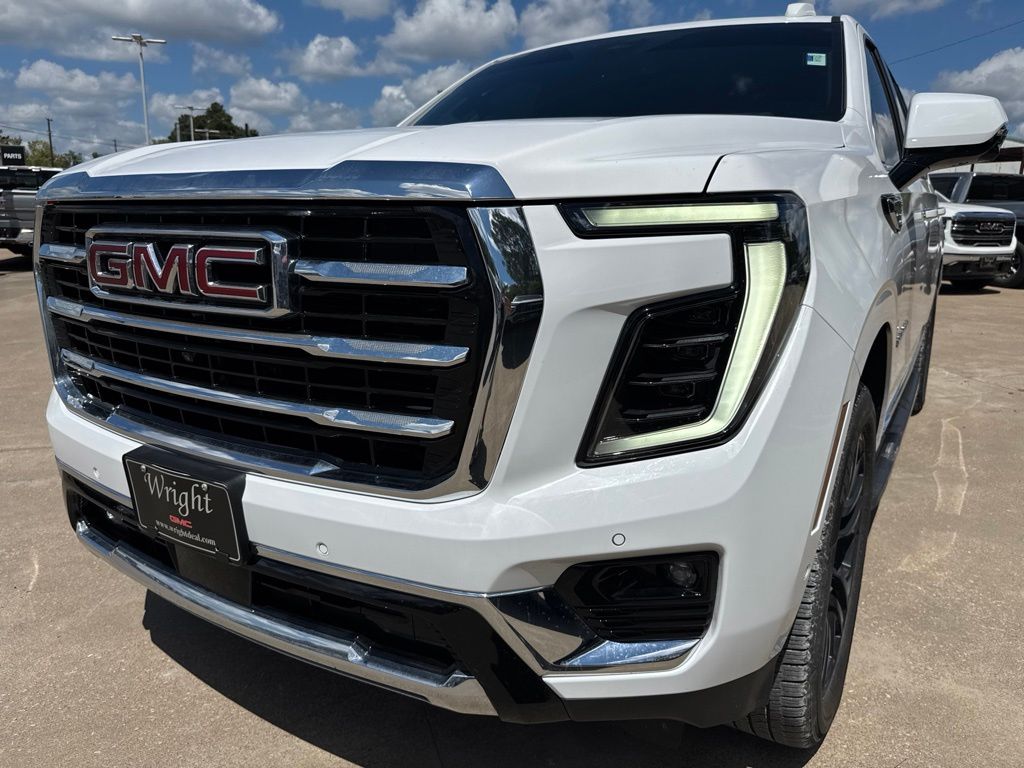 Summit White 2025 GMC Yukon XL SUV / Crossover 4X2