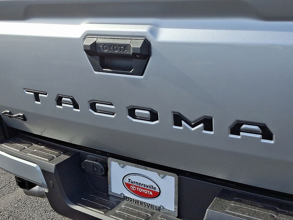 Thumbnail: 2025 Toyota Tacoma - 5
