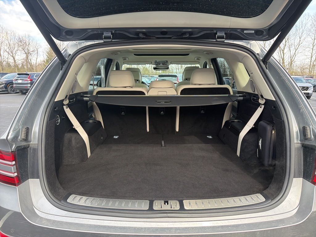 Thumbnail: 2023 Genesis GV80 - 21