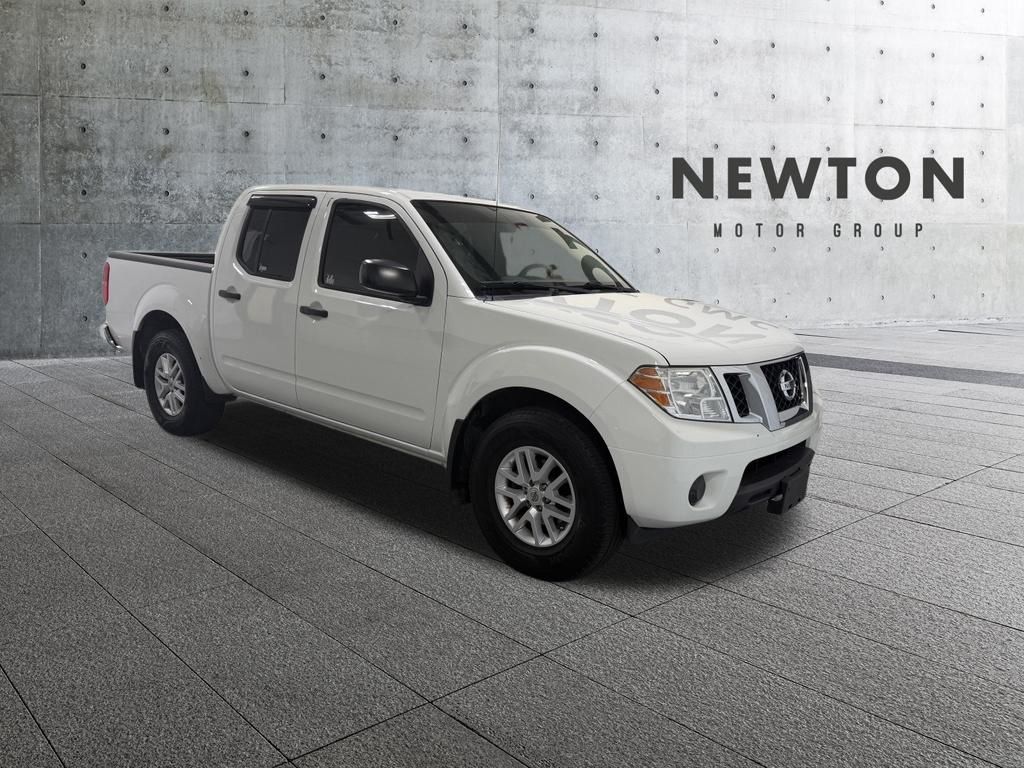 Glacier White 2019 Nissan Frontier Pickup Truck 4X2 5-Speed Automatic Overdrive