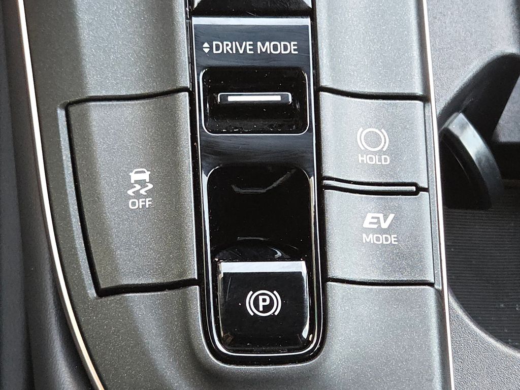 Used 2023 Black Toyota XLE image 32