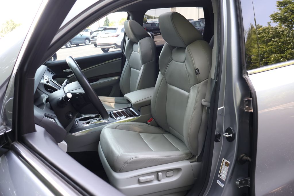 2017 Acura MDX Technology 29