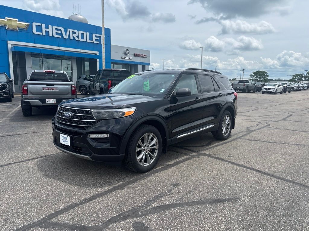 2023 Ford Explorer XLT AWD