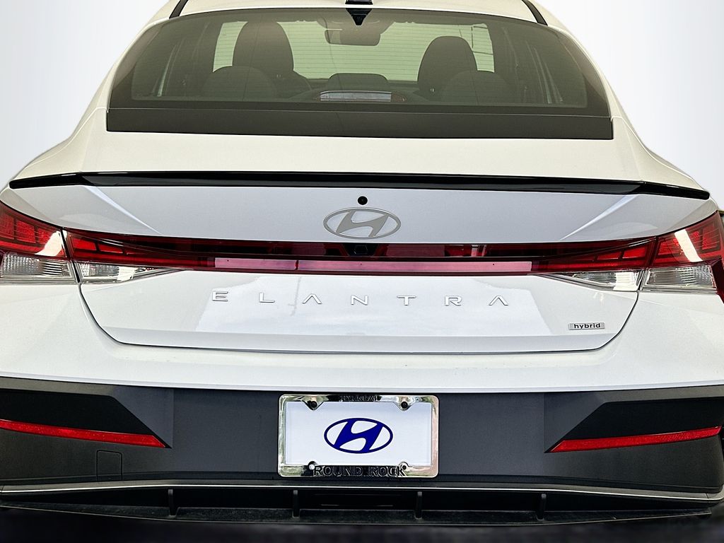 Thumbnail: 2025 Hyundai Elantra - 21
