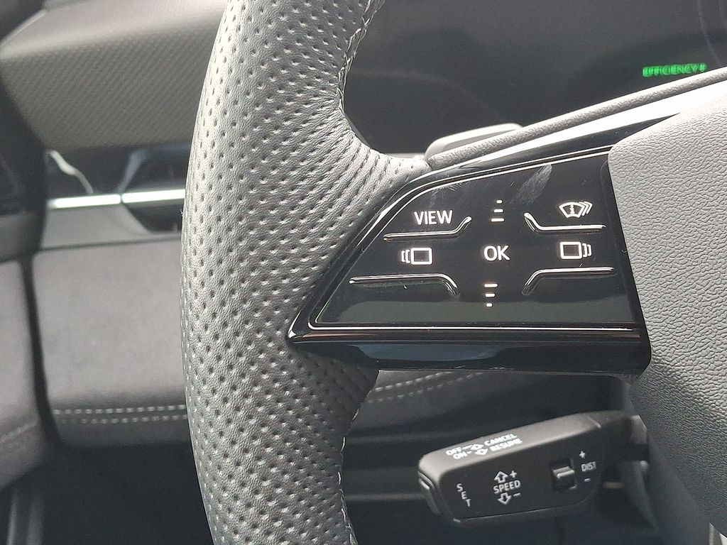 Thumbnail: 2025 Audi e-tron S - 20