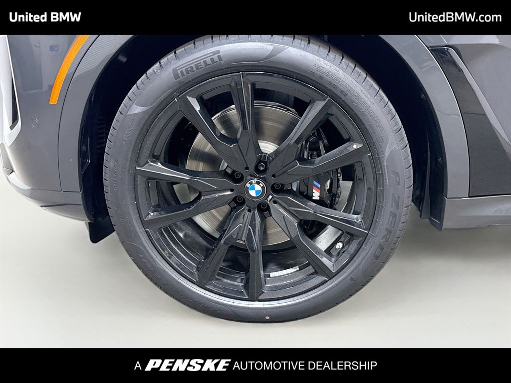 Thumbnail: 2027 BMW X7 - 9