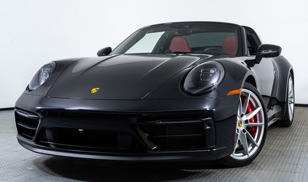 2024 Porsche 911 Targa 4 GTS