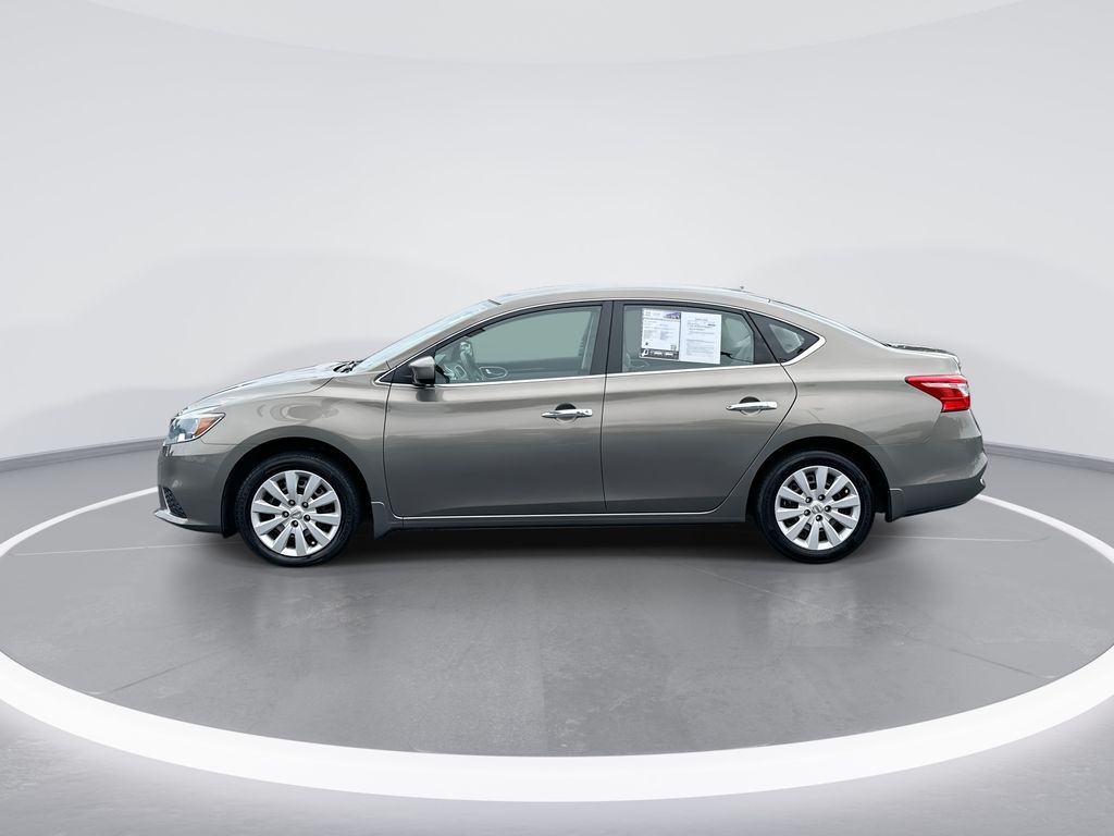 2017 Nissan Sentra SV - 4