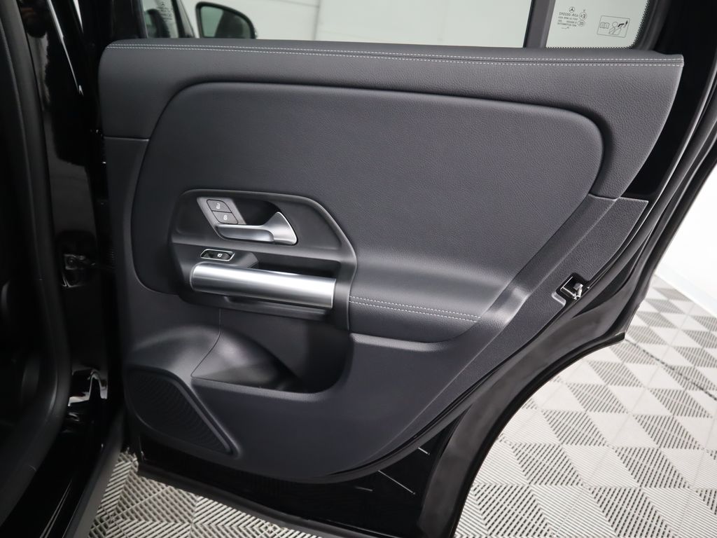 2025 Mercedes-Benz GLA 250 28