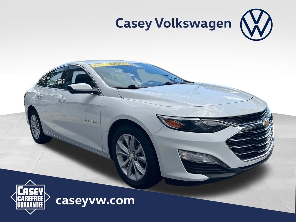 Summit White 2025 Chevrolet Malibu Sedan Front-Wheel Drive Continuously Variable Transmission