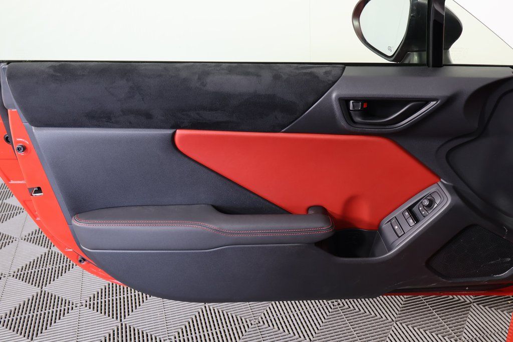 Thumbnail: 2024 Toyota GR86 - 10