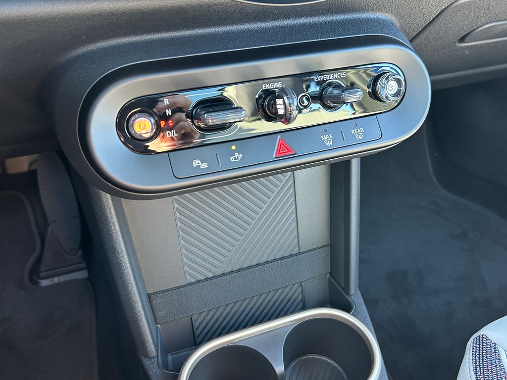 Thumbnail: 2026 MINI Cooper - 26