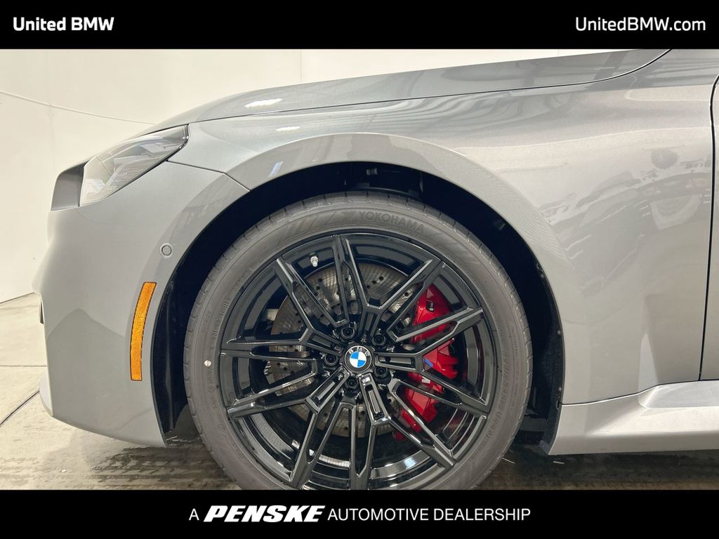 Thumbnail: 2025 BMW M2 - 10