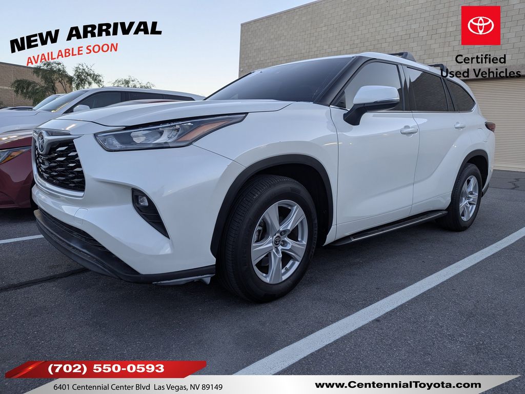 2020 Toyota Highlander LE 4x2 V6's photo
